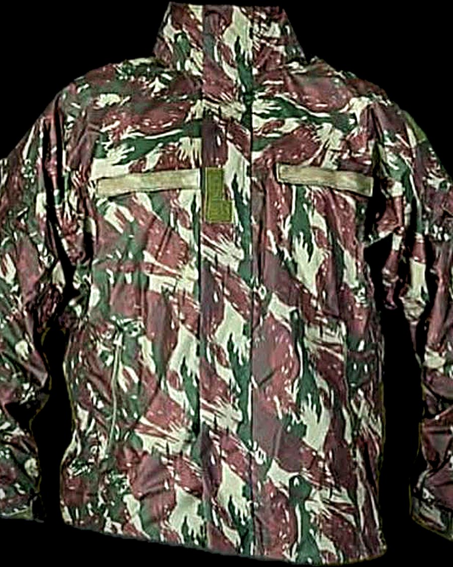 Japona Camuflada EB — camuflado padrão Exército com forro fleece e capuz